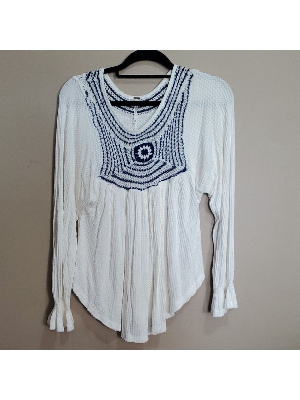 Free People Soul Mate Women's White and Blue Crochet Detail Top Size XS